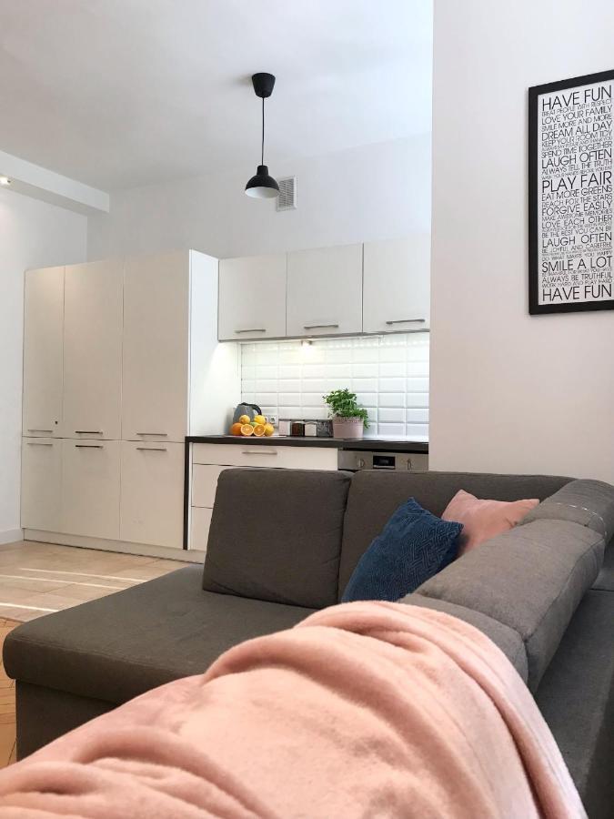 Klimatyczny Apartament Pod Ratuszem -Ul. Slaska 2 Częstochowa Esterno foto